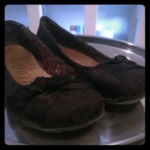 Black Lace Flats
